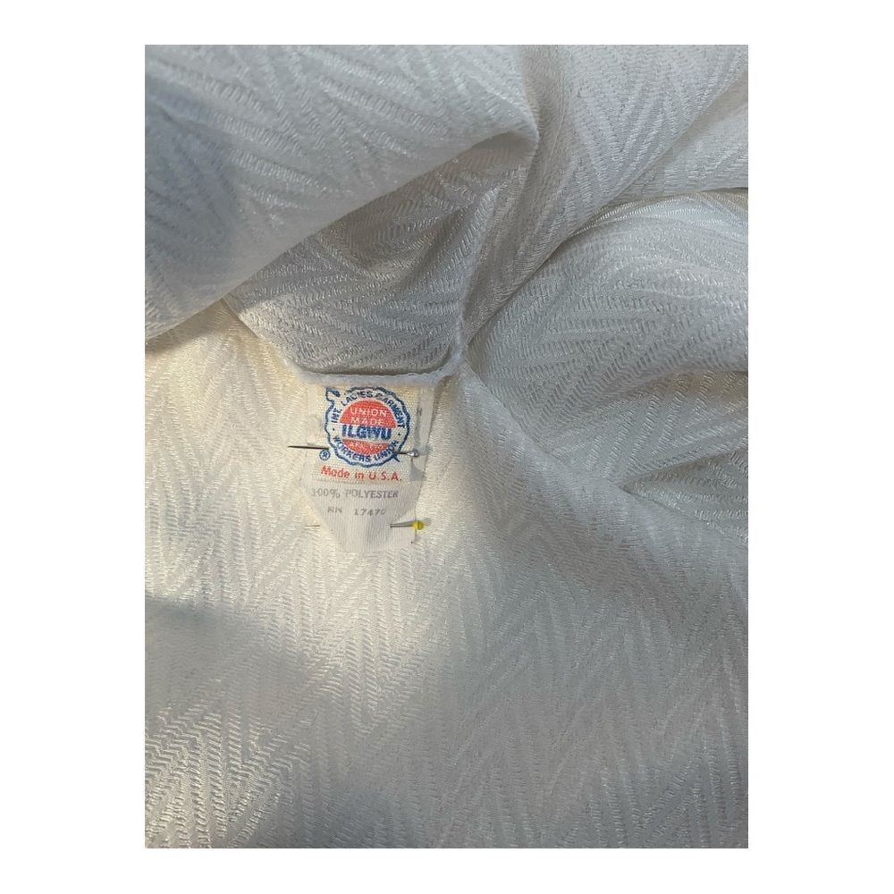The Villager Women’s Vintage Size 6 Long Sleeve white Clip Dot Blouse Top - Picture 5 of 13